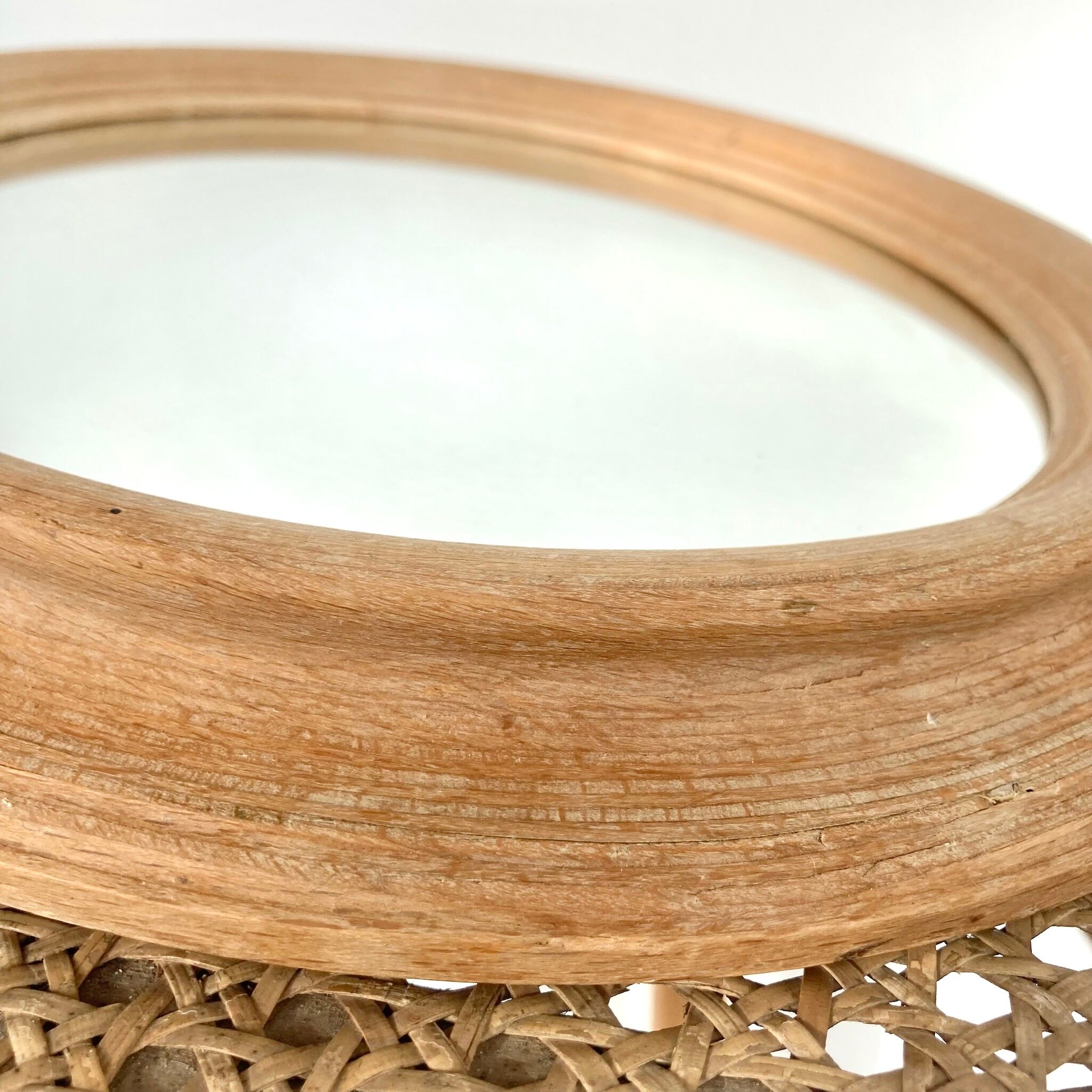 Oval wooden mirror 31x37cm