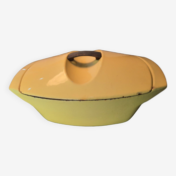 Old cocotte Raymond Loewy 45