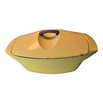 Old cocotte Raymond Loewy 45