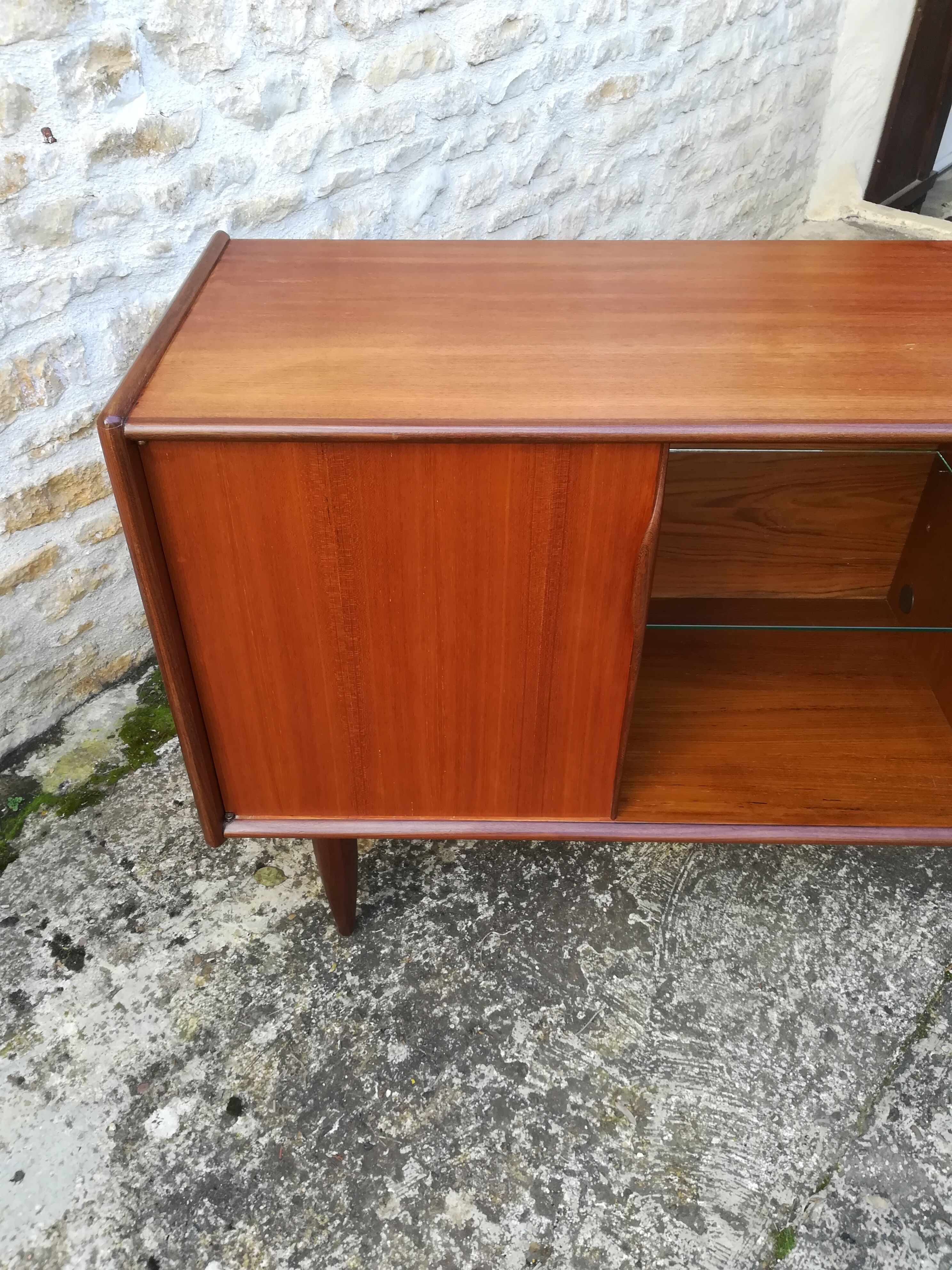 Scandinavian enfilade