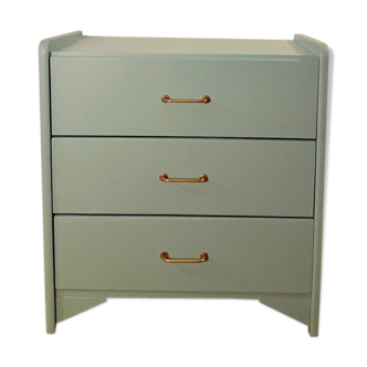 Vintage dresser