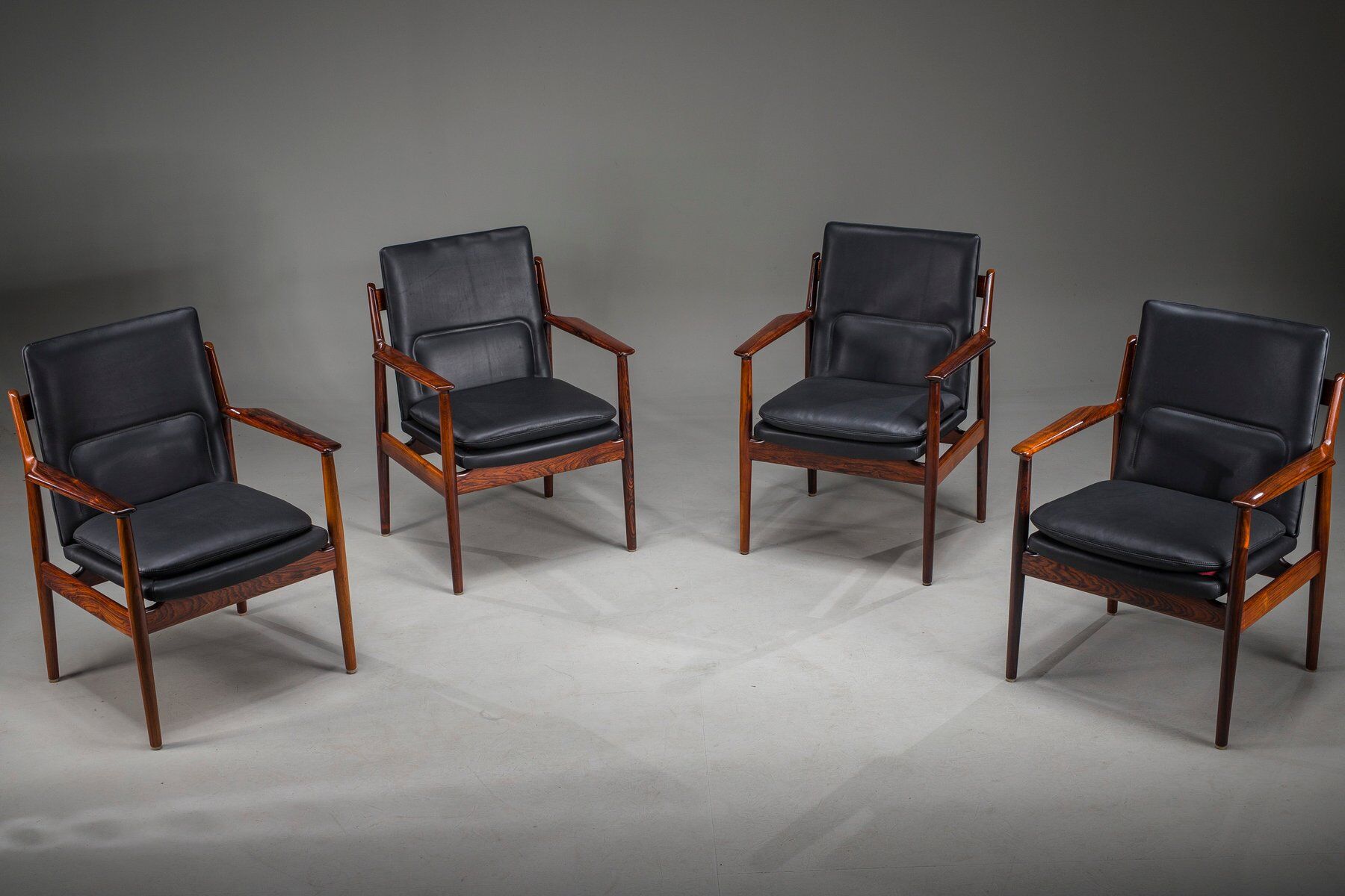 Danish Model 431 armchairs in leather by Arne Vodder for Sibast Møbler, 1960s, set of 4
