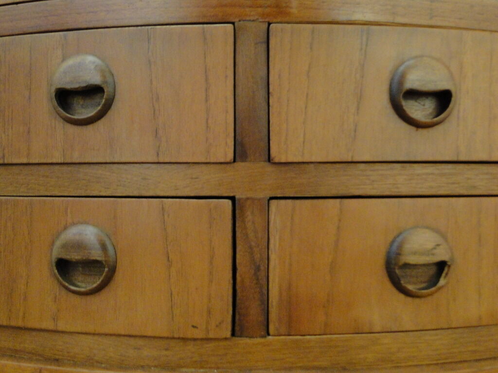 Rounded corner cabinet 1960 danish