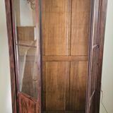 Mahogany showcase cabinet 19th