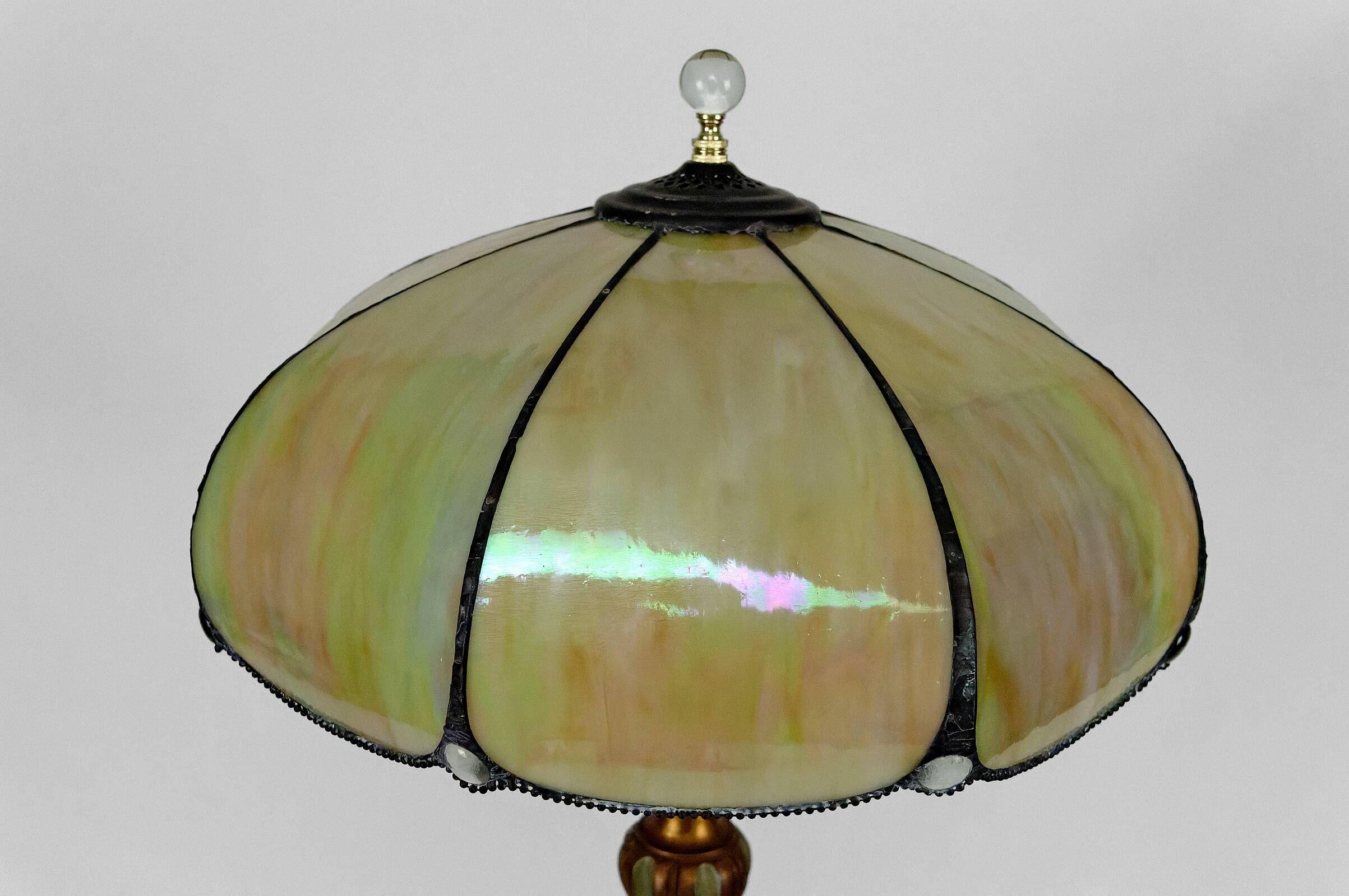 Floor lamp in gilded carved wood and pearly glass lampshade, Art Deco, France, Circa 1920