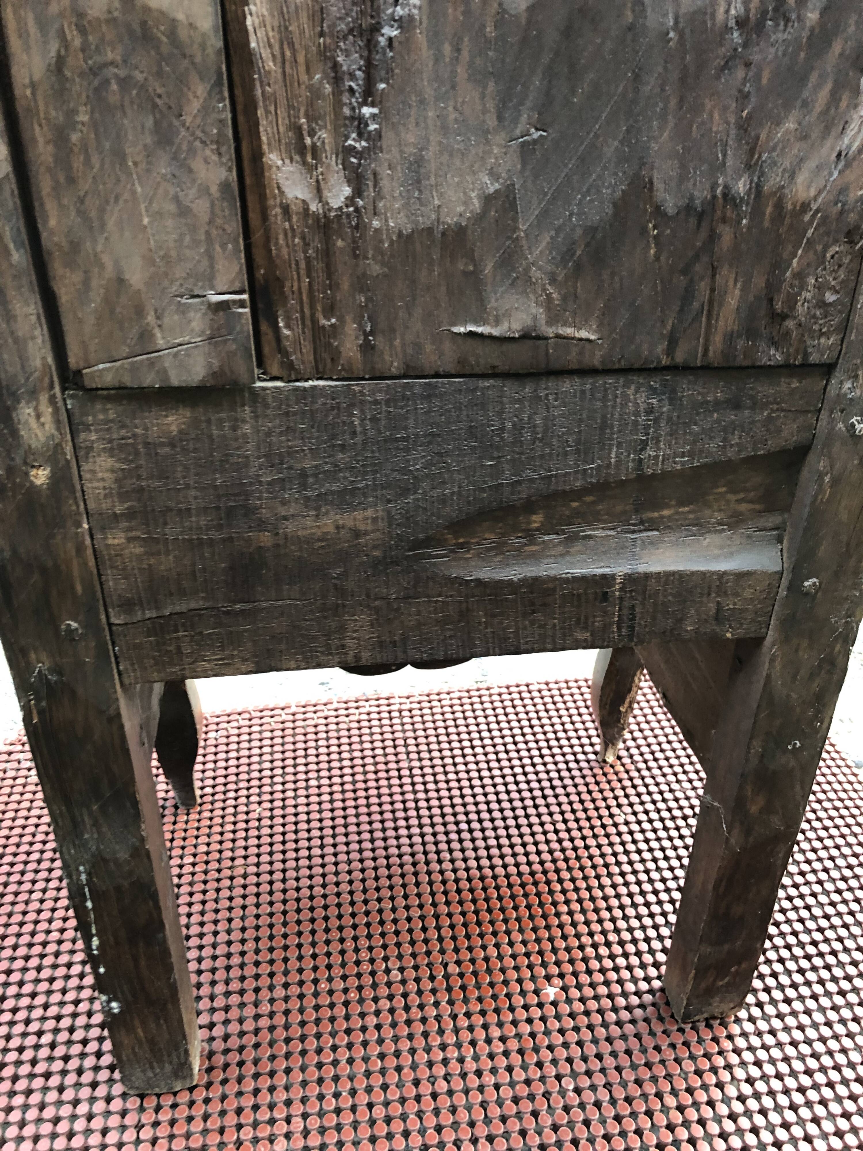 Comtoise clock in cherry style Louis XV period 19th region Fougères.