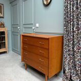Vintage oak chest of drawers