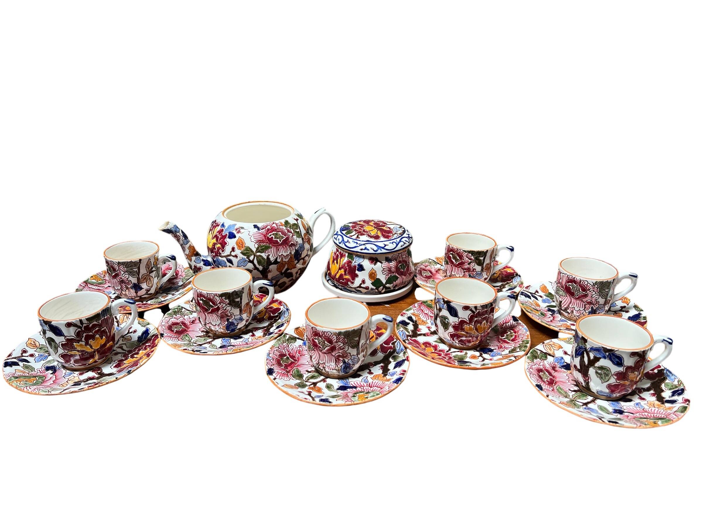 Gien earthenware tea set, peony decoration