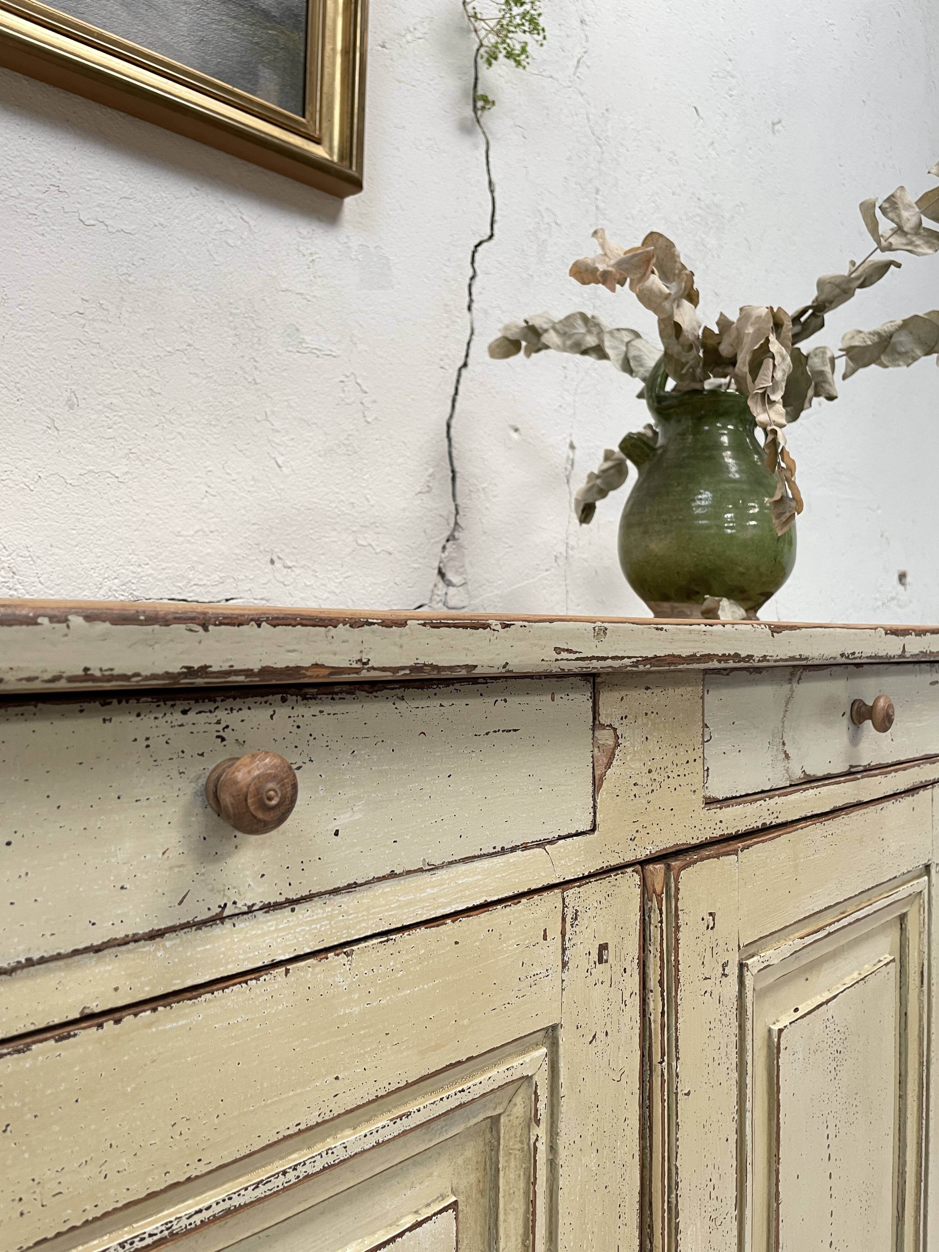 Parisian buffet in patinated wood, circa 1930.