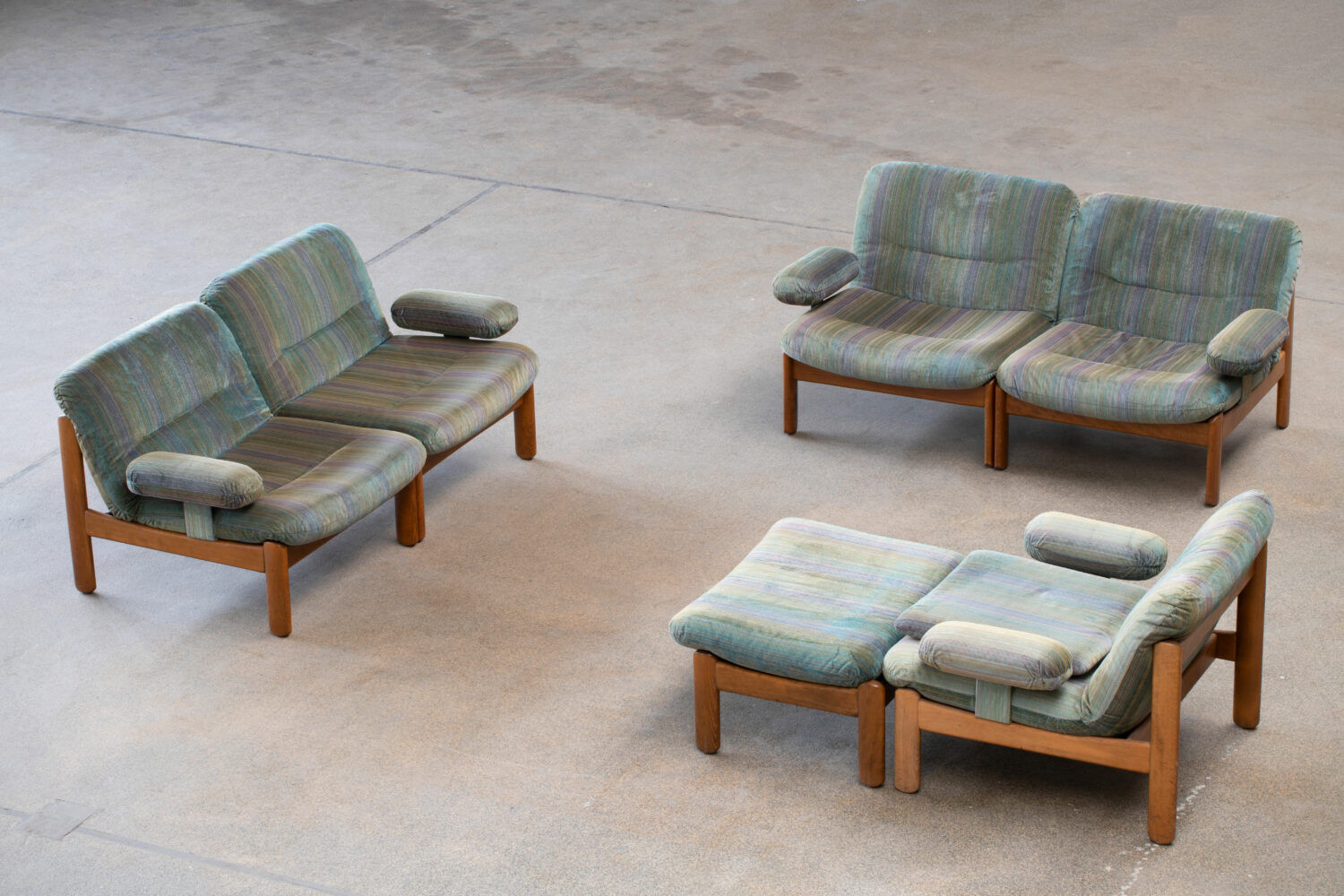 Pair of Scandinavian armchairs in teak and velvet, 1960