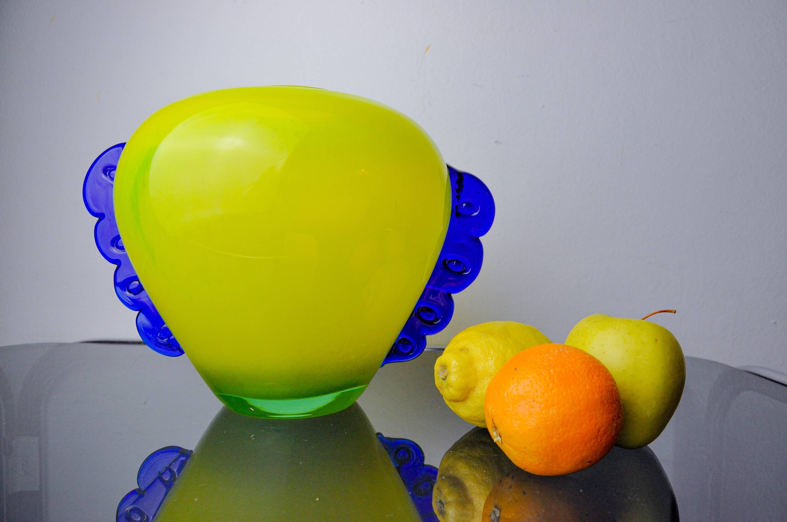 Vase Orecchio en verre de Murano, verre souflé jaune et bleu, Italie, 1970
