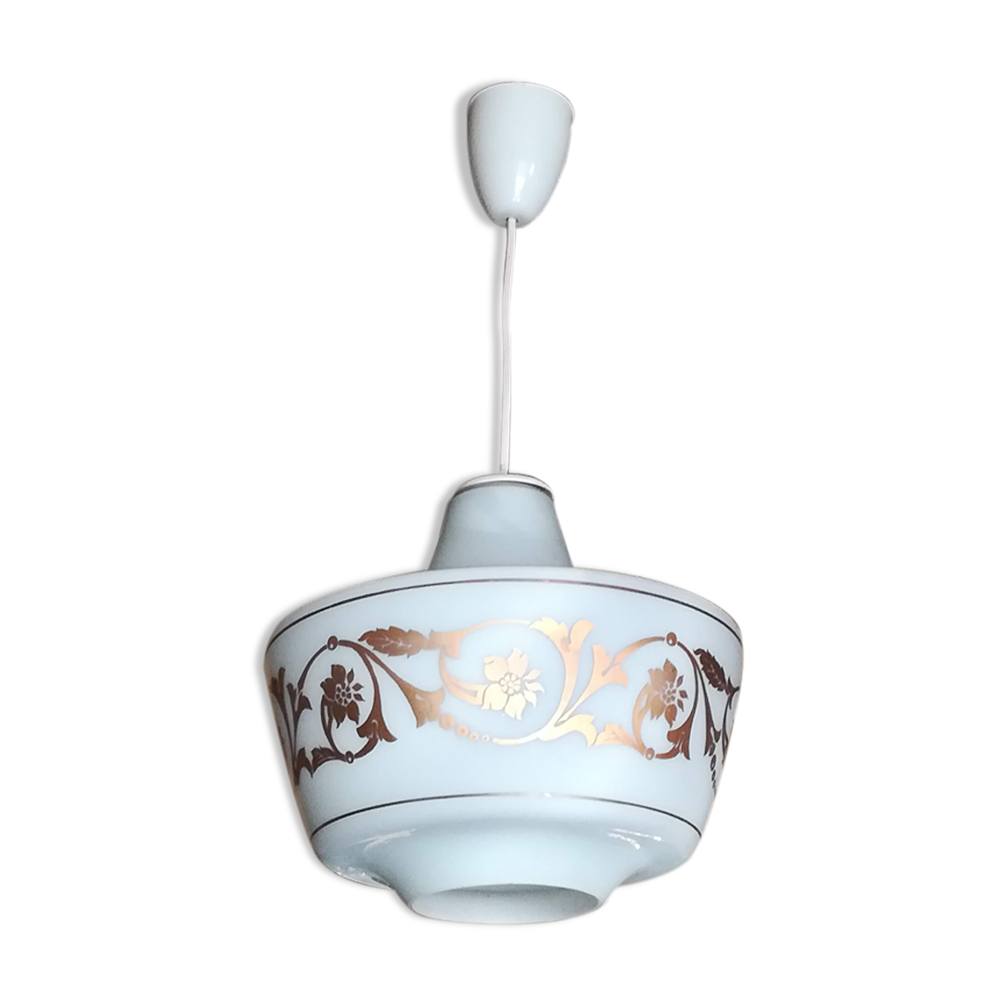 Opaline chandelier