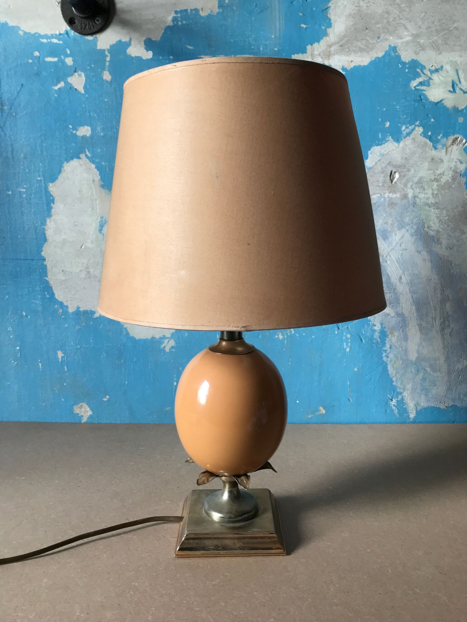 Lampe vintage boule et feuille