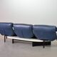 Vico Magistretti Canapé 3 places flexible Cassina en cuir bleu « Veranda », Italie
