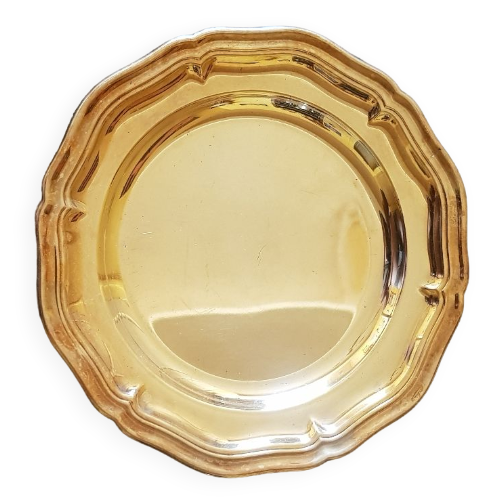 Plat rond christofle en métal argenté.