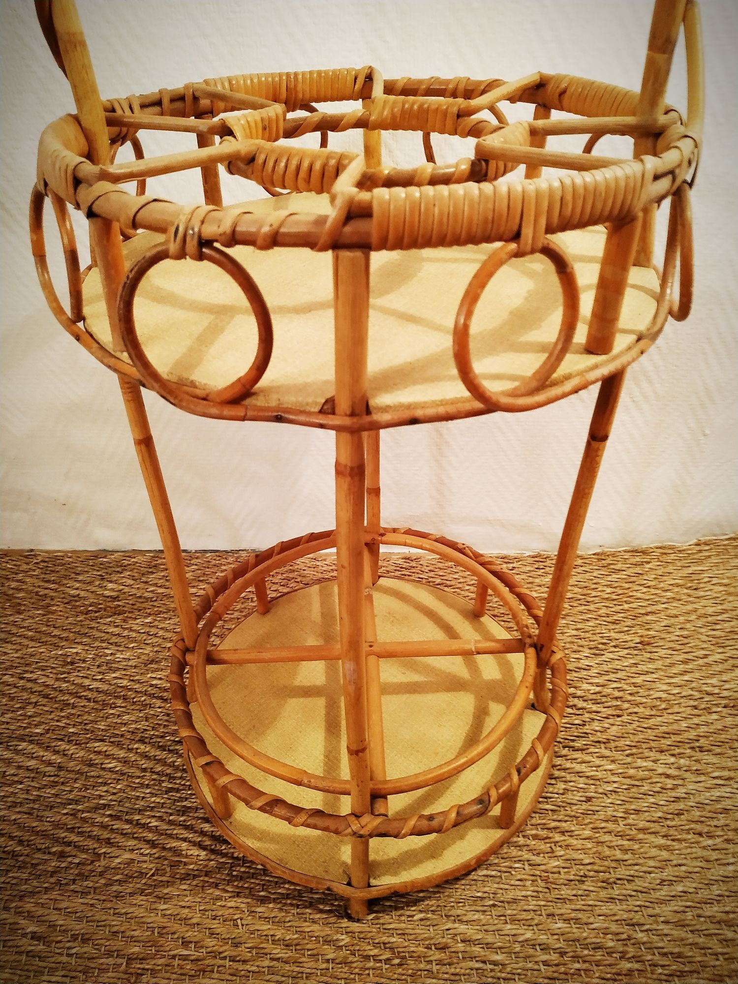 Rattan service bottle holder