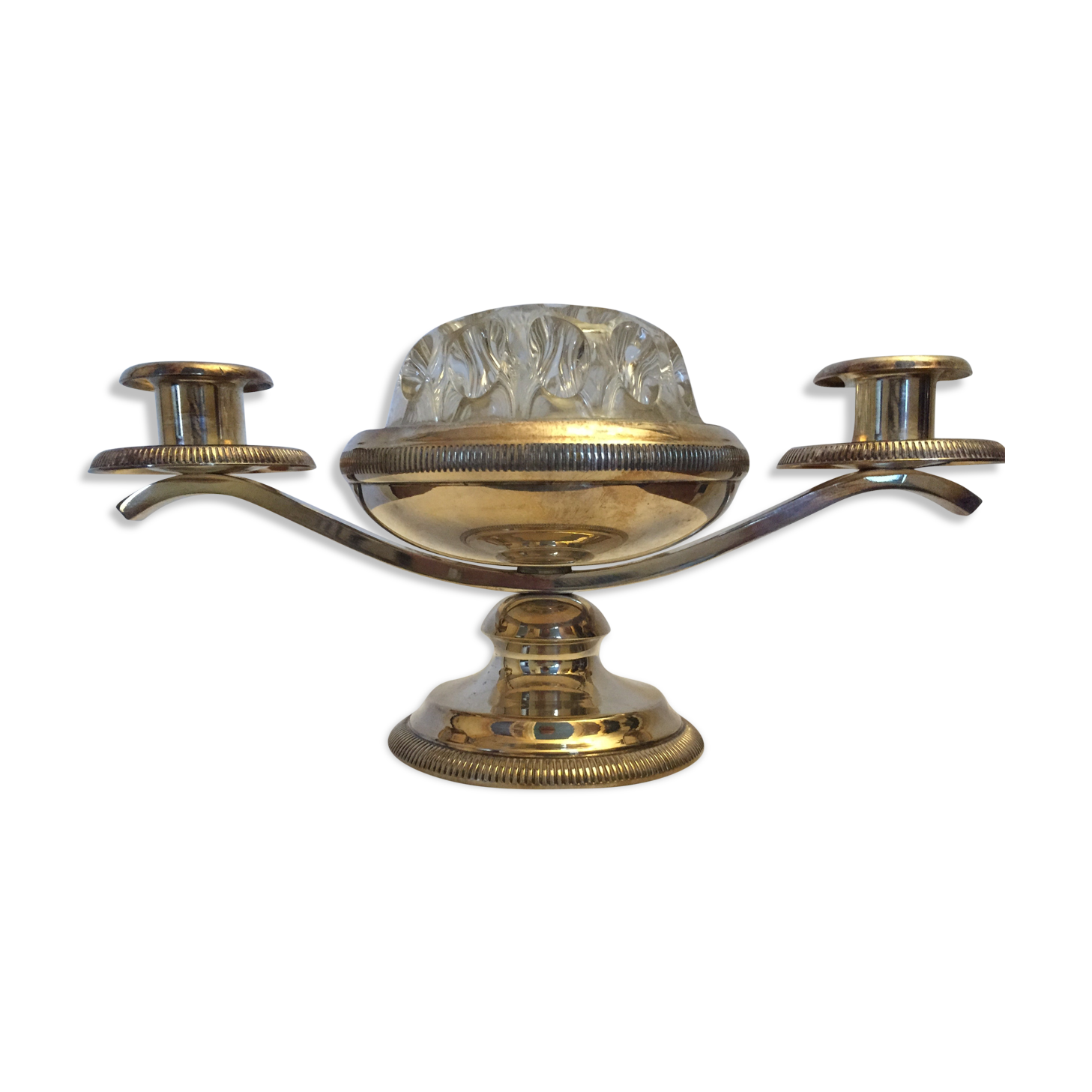 Silver metal table center