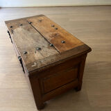 Storage box