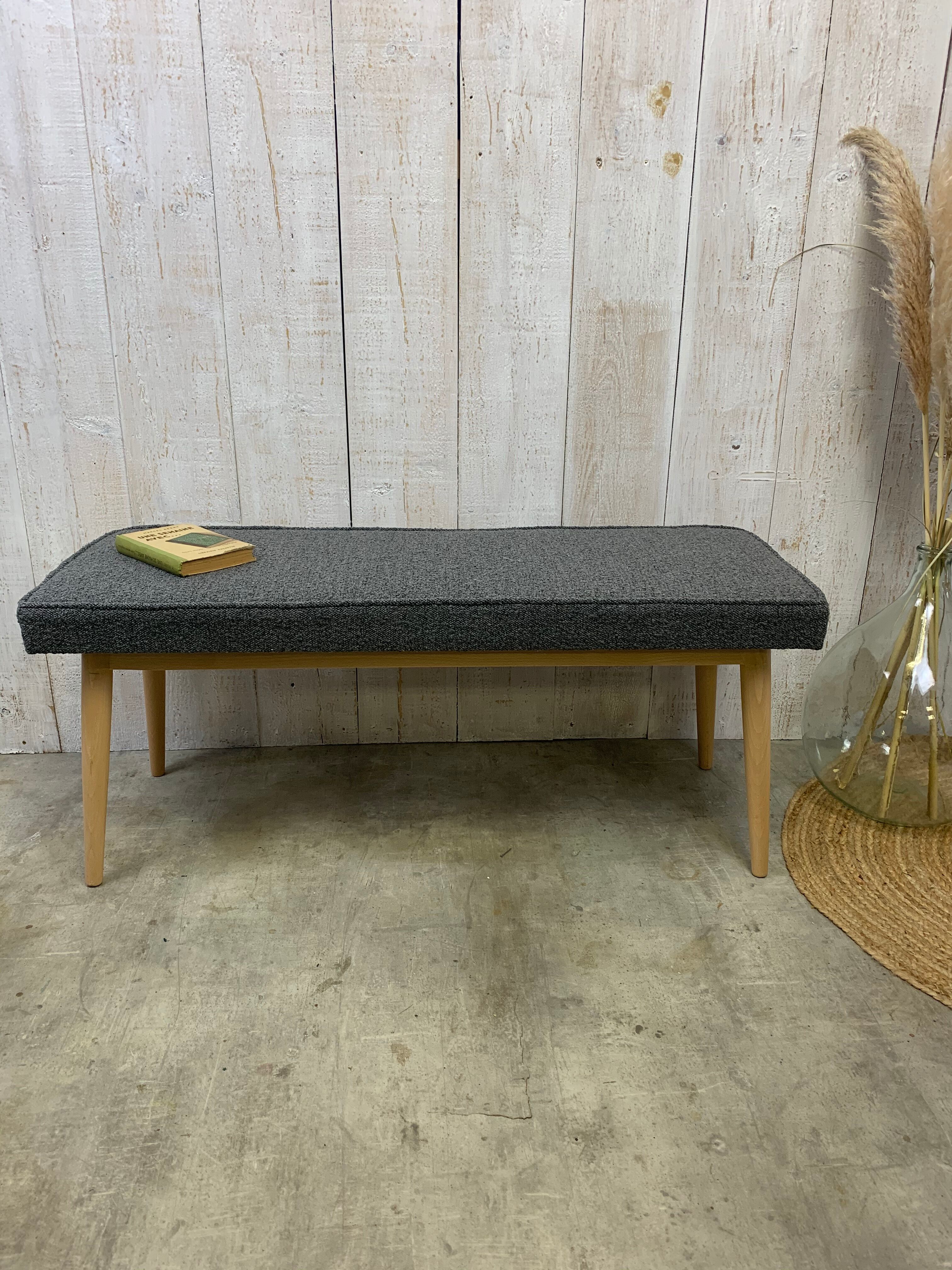 Scandinavian bench grey curls