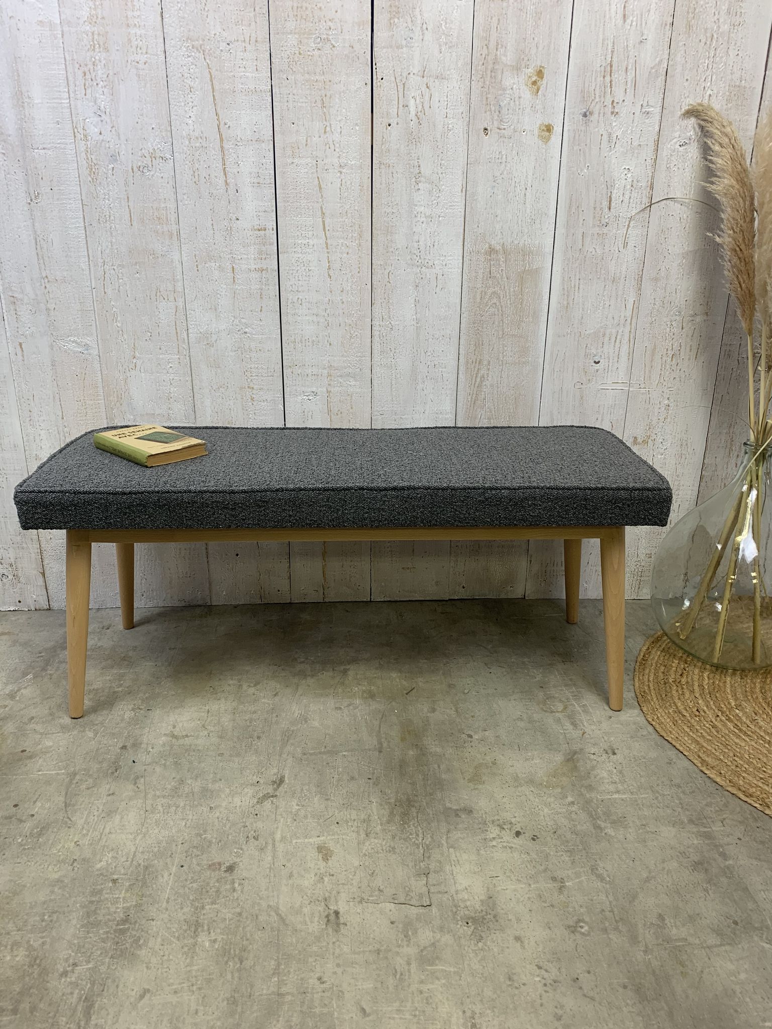 Scandinavian bench grey curls