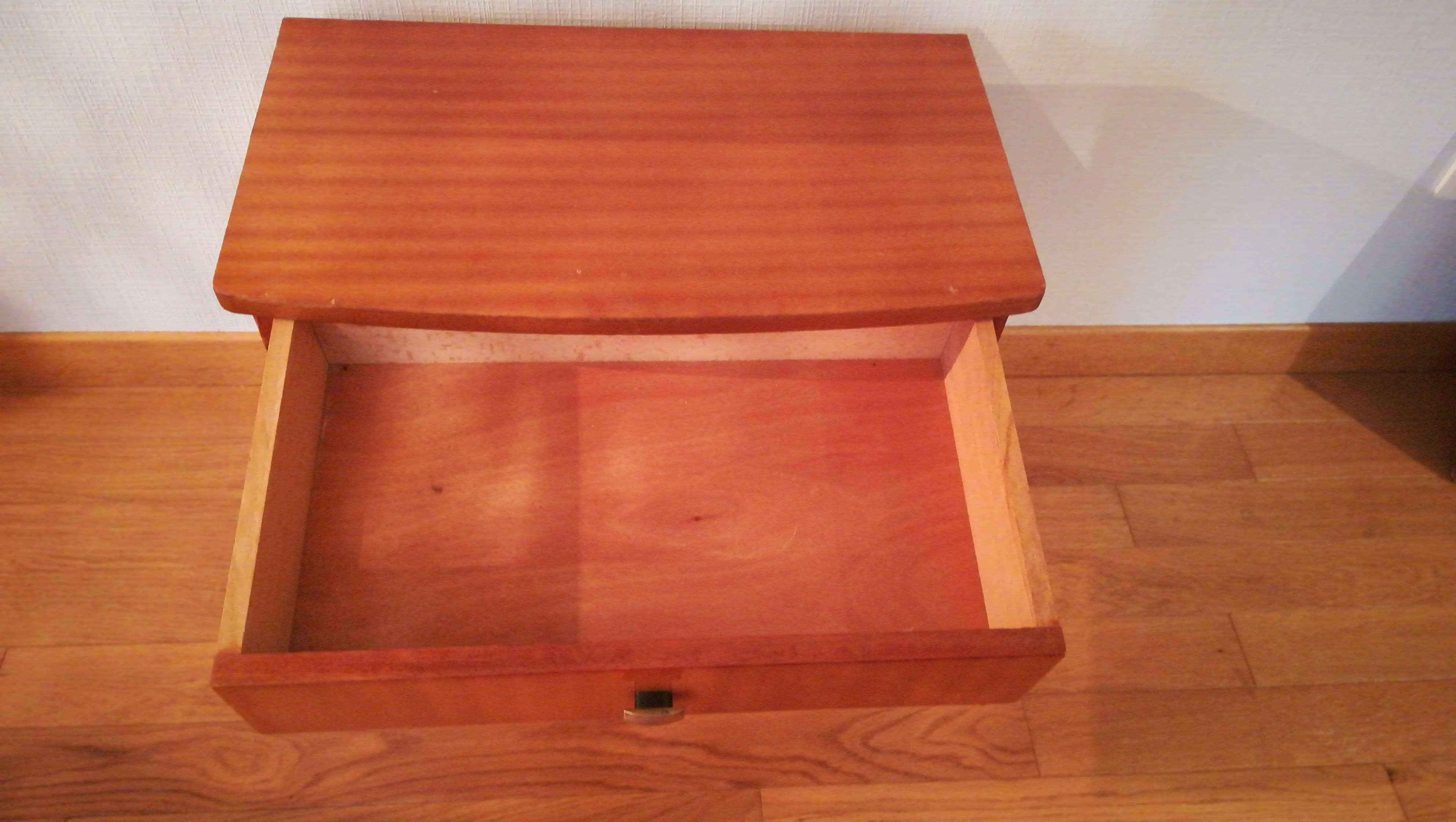 Bedside table
