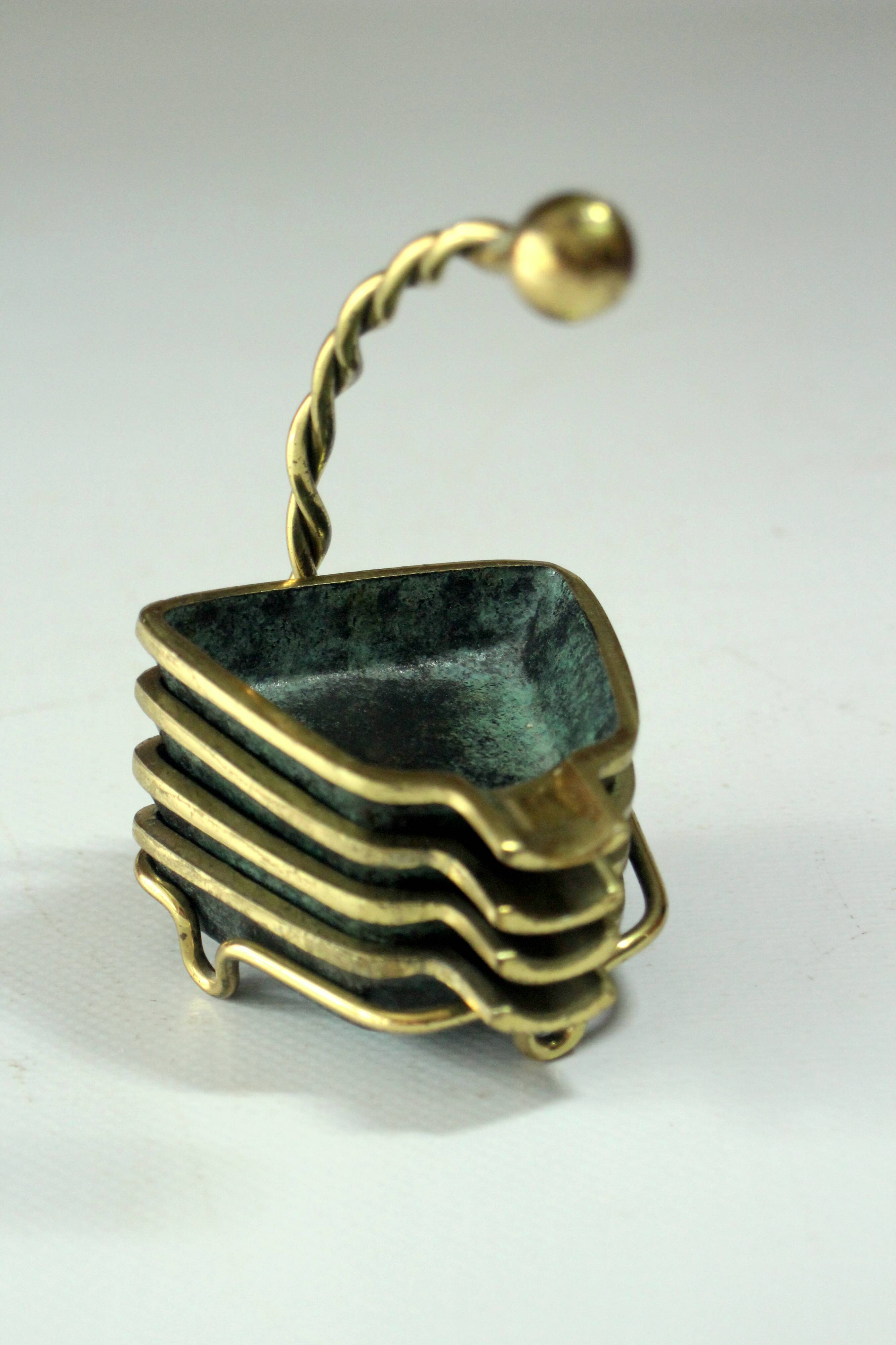 Stackable design ashtrays made of bronze and brass - Vintage
