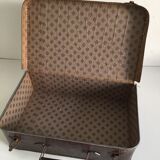 Small suitcase cardboard way crocodile