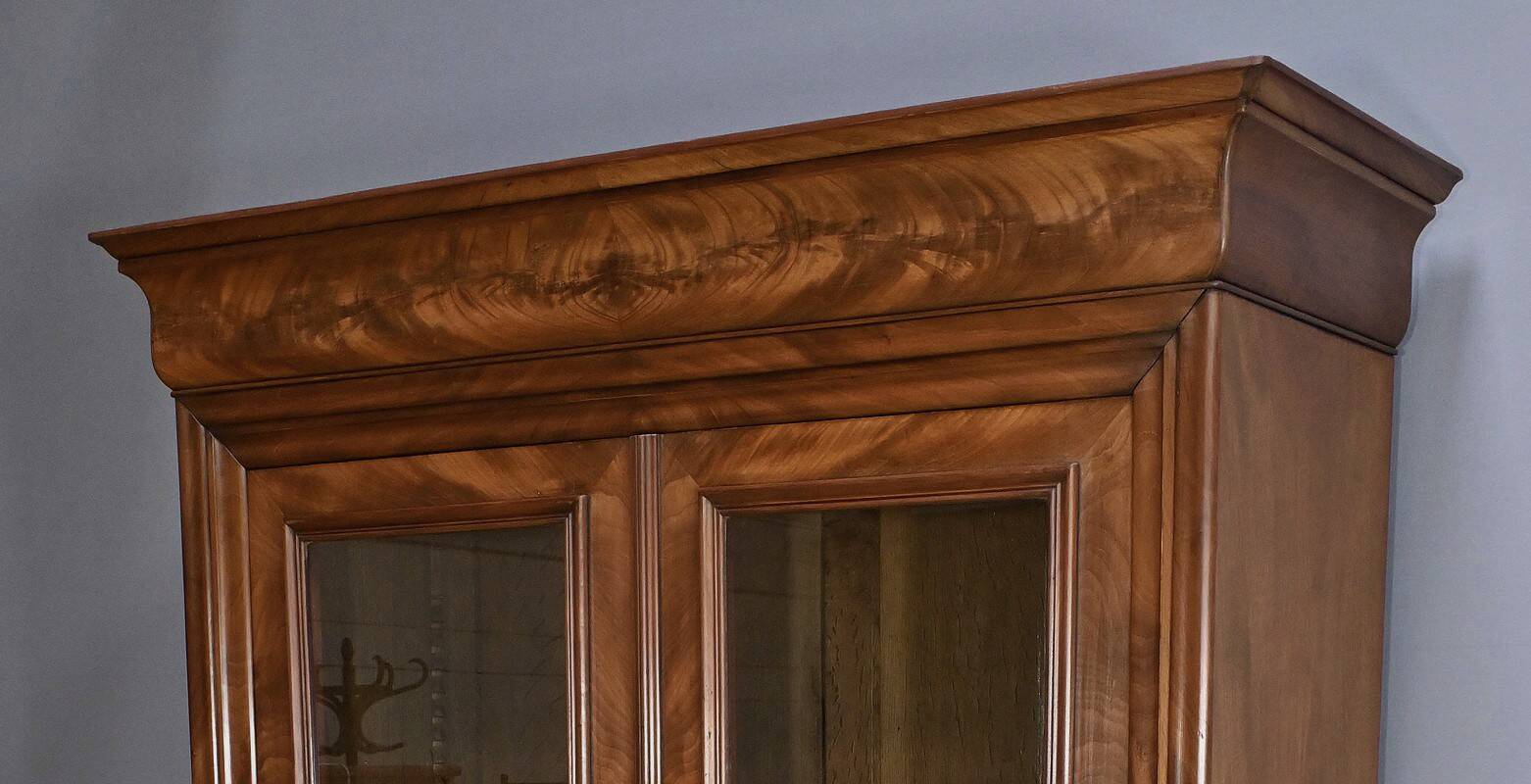 Mahogany Glass Bookcase, Restoration Period – Part 1 of the 19th Century