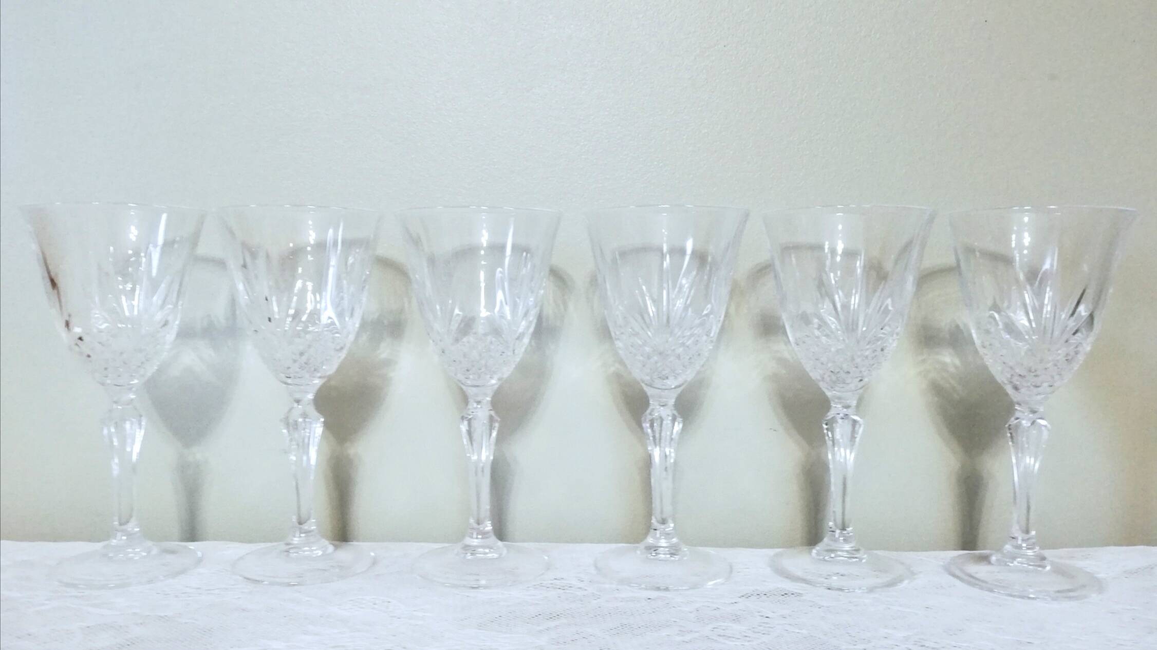 6 crystal wine glasses