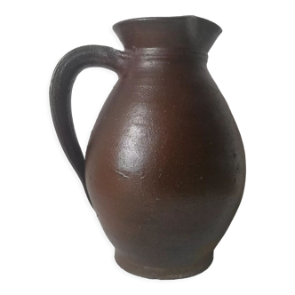 Sandstone decanter