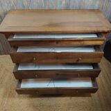 Wooden chest of drawers