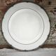 Large round plate in English porcelain Wedgwood model Amherst.