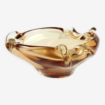 Art glass amber bowl by jan beranek for skrdlovice, czechoslovakia circa 1960