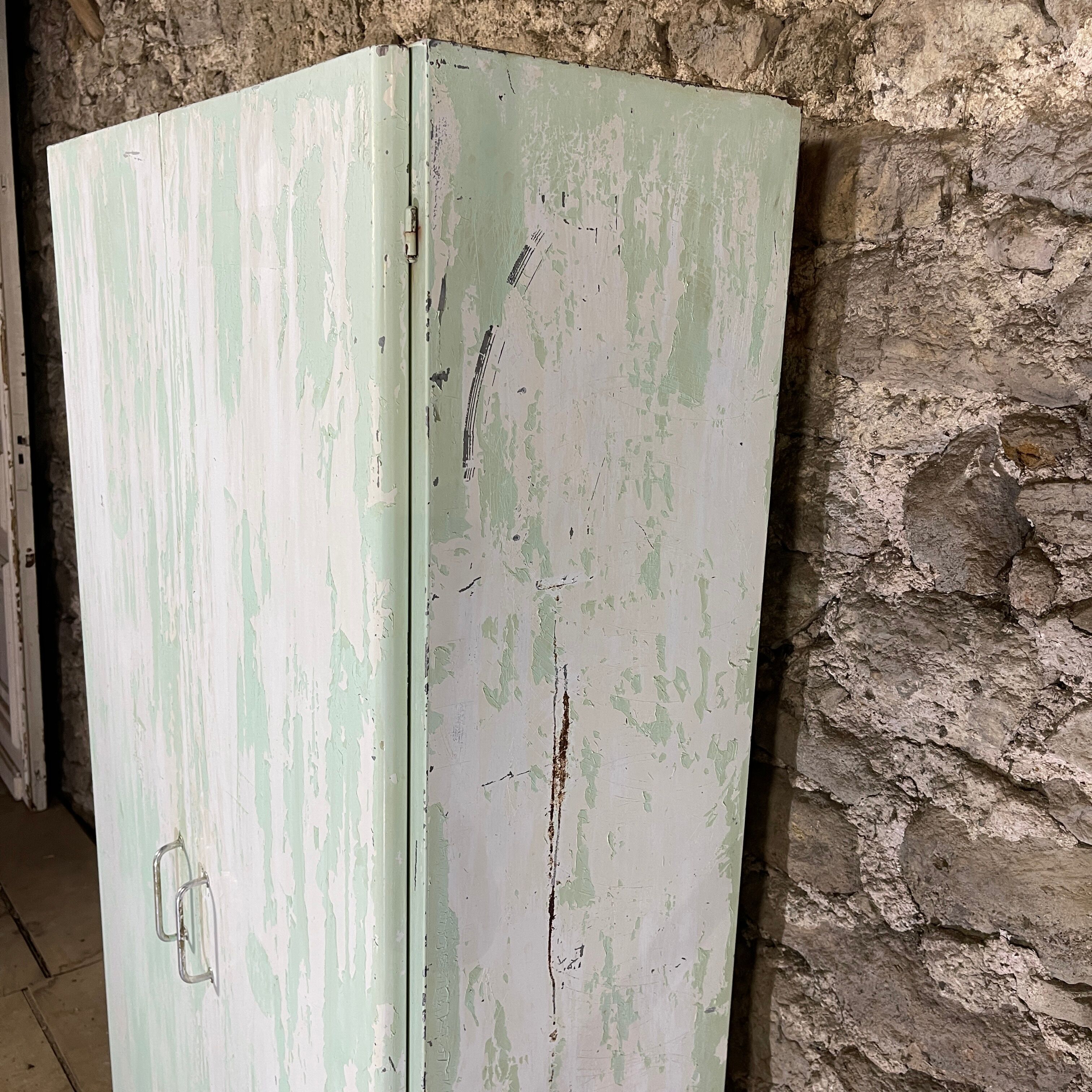 Metal kitchen cabinet