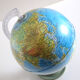 Globe terrestre années 60
