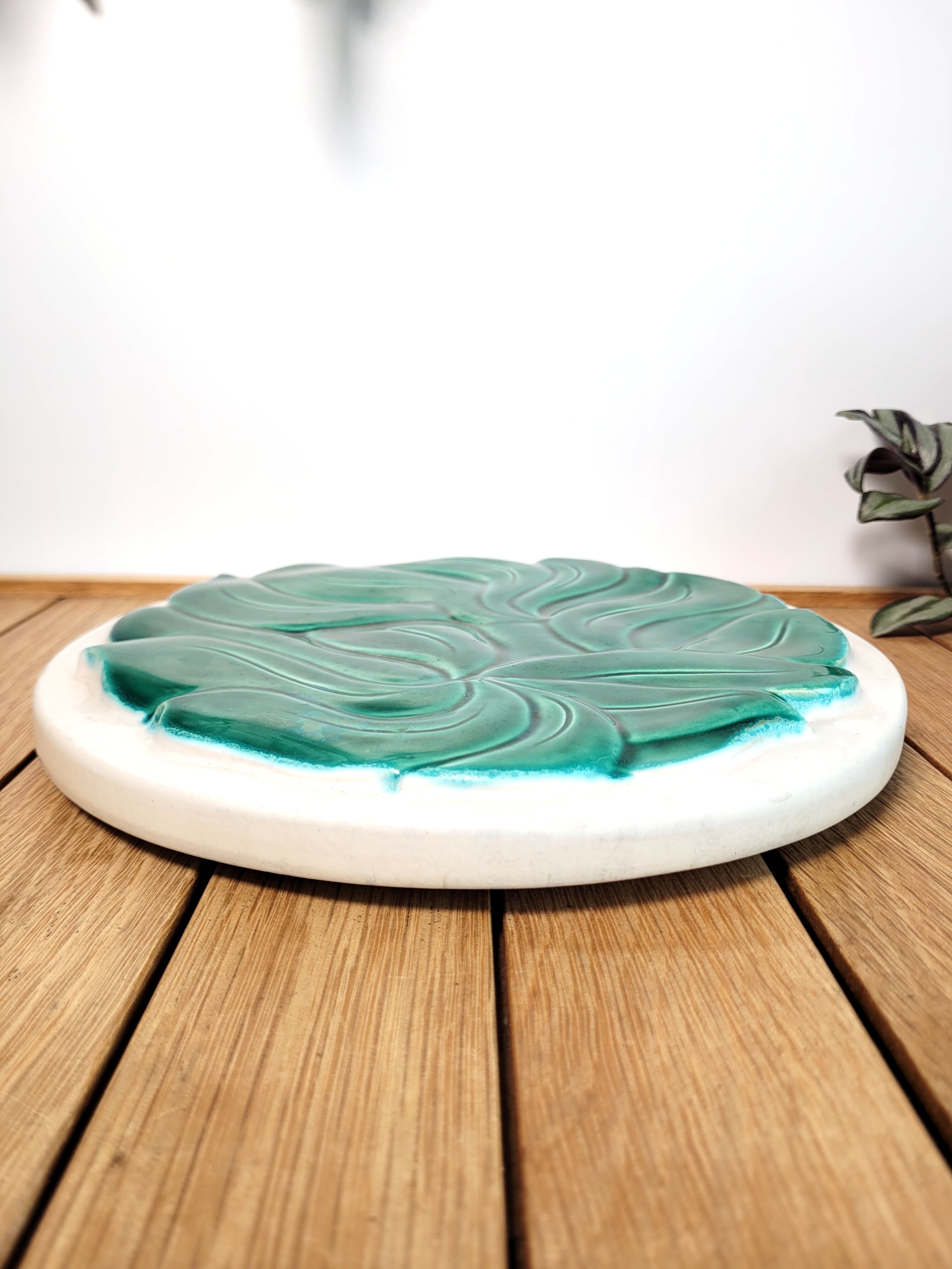 Cab ceramic triflies