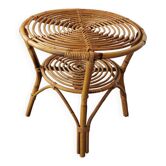 Round rattan table