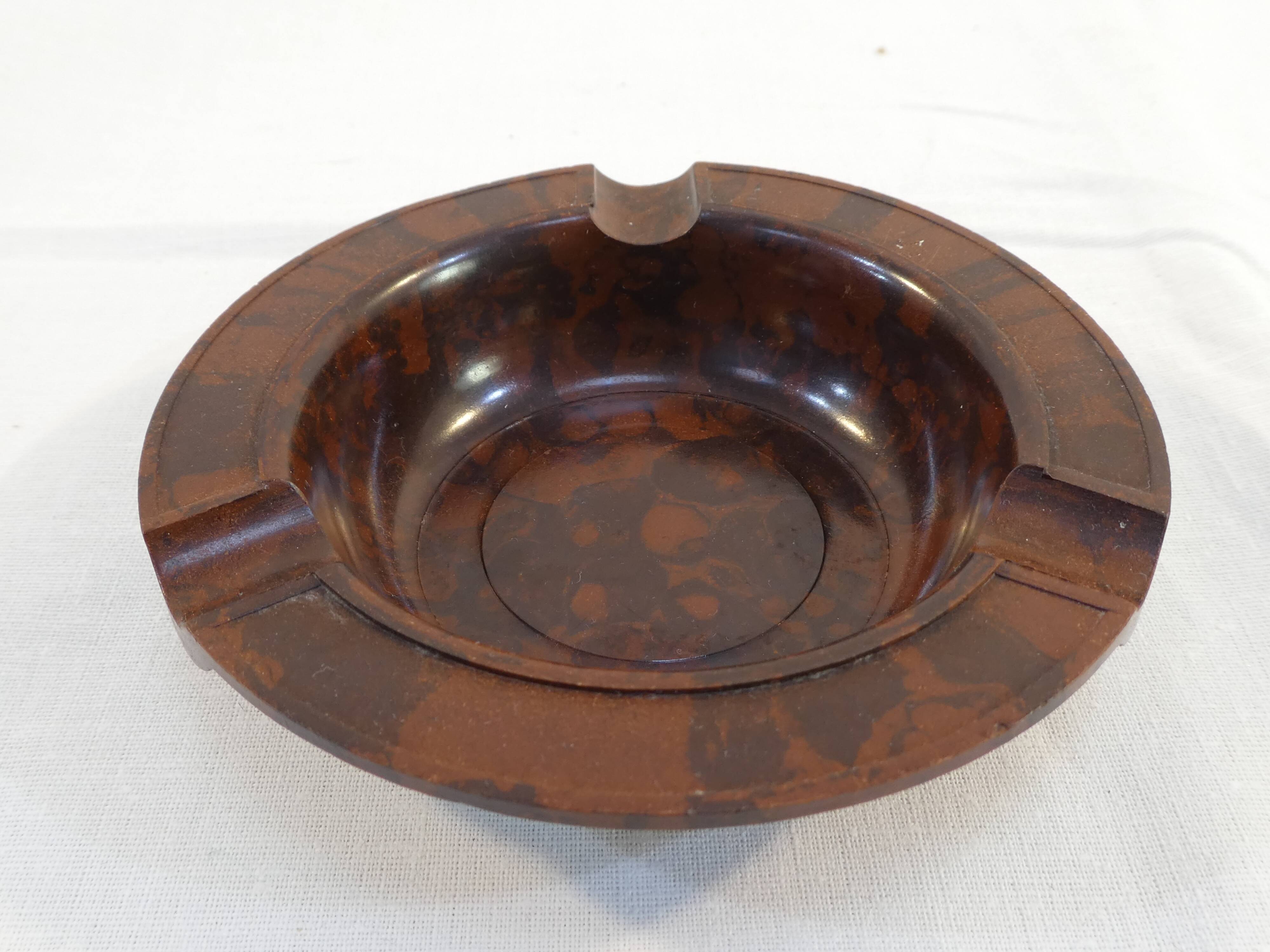 Art deco ashtray in bakelite
