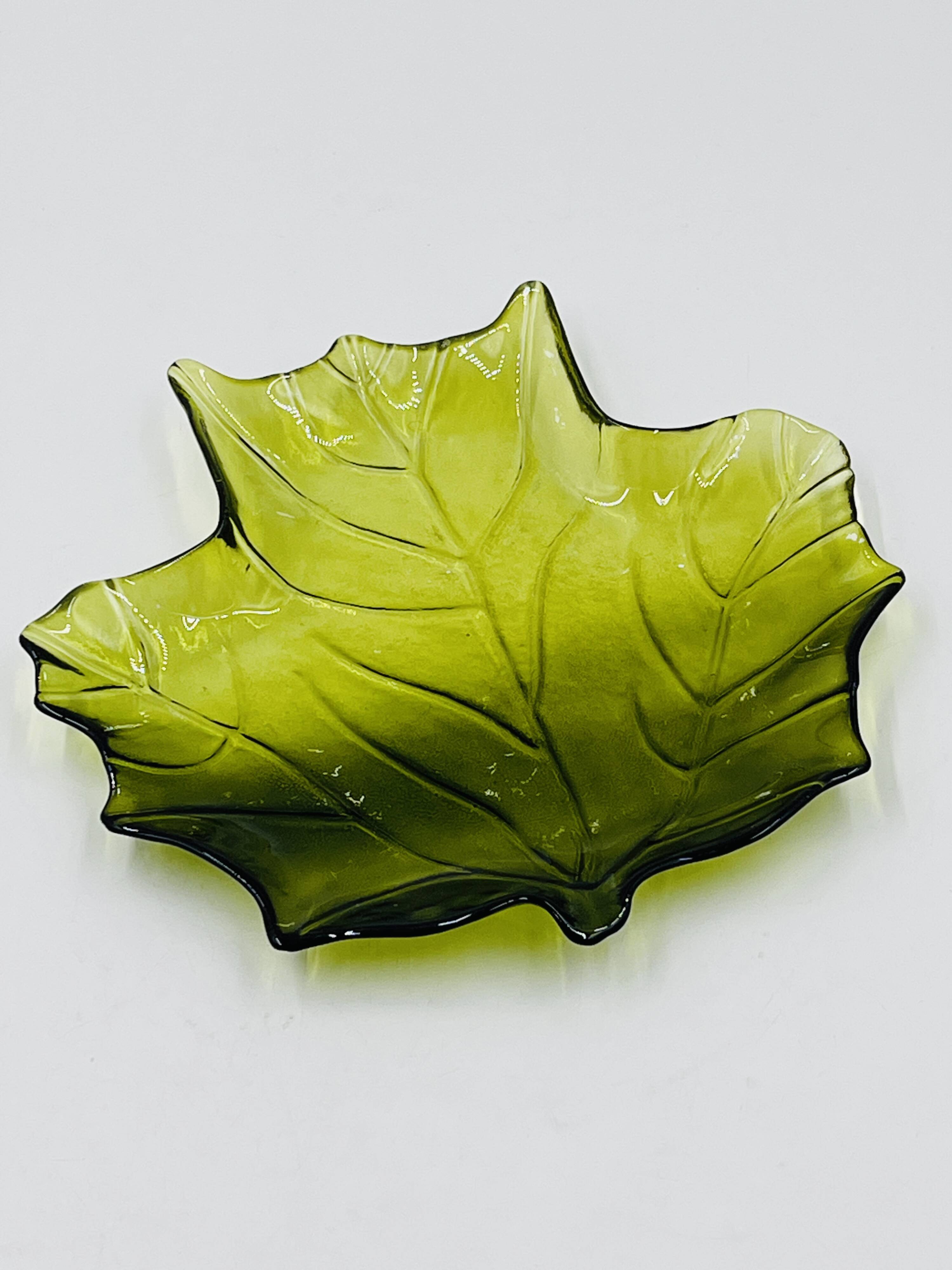 Vintage green glass leaf catchall from the 1970s.