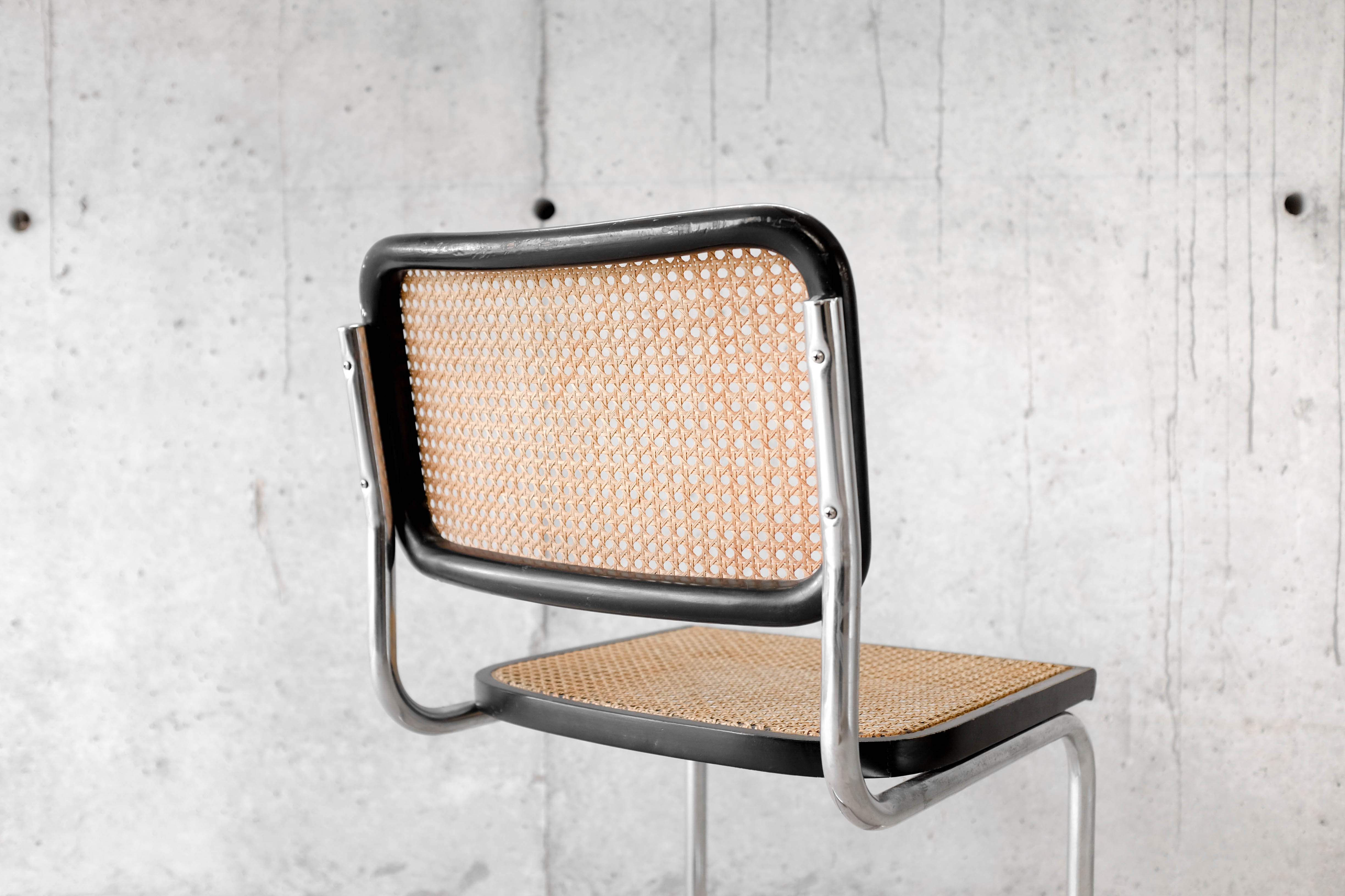 Cesca chair b32 black by Marcel Breuer
