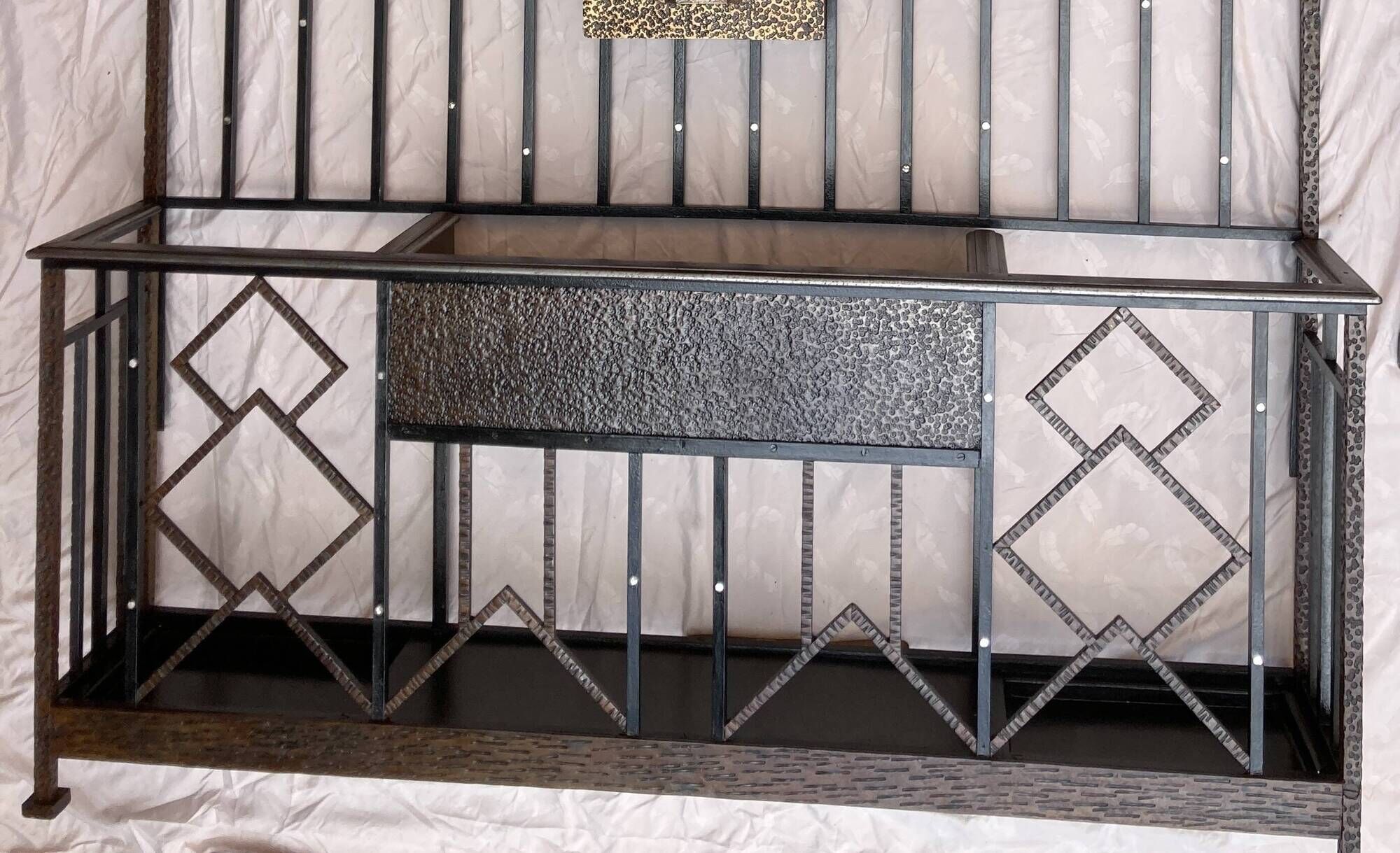 Colonial-inspired Art Nouveau wardrobe – Bevelled mirror 1939