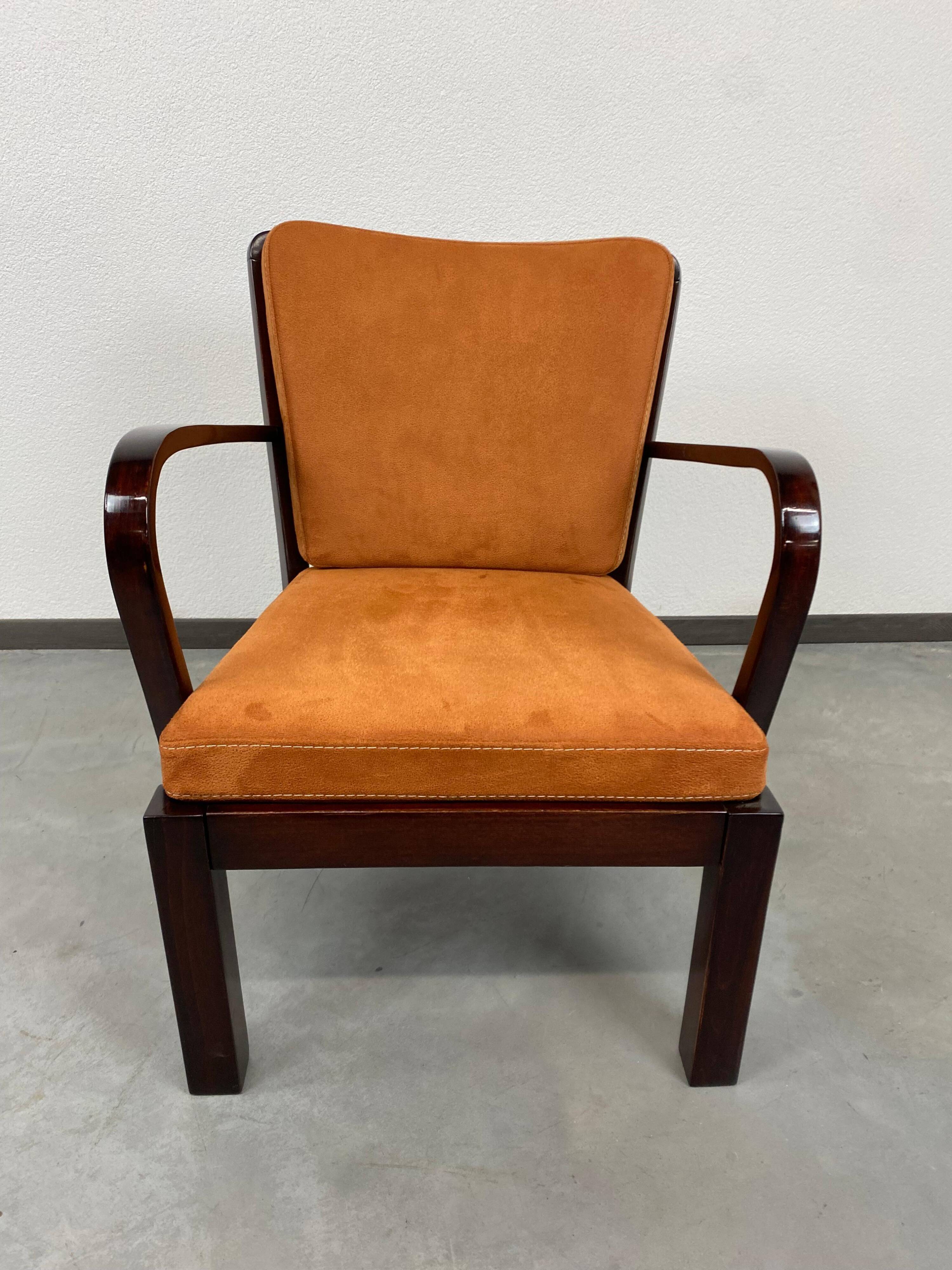 Paire de fauteuils Thonet Mundus