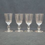 4 anciens verres a vin en cristal taillé baccarat ? saint louis ?