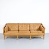 3-seater sofa in cognac leather, Georg Thams, 1960s, Grant Mobelfabrik, publisher