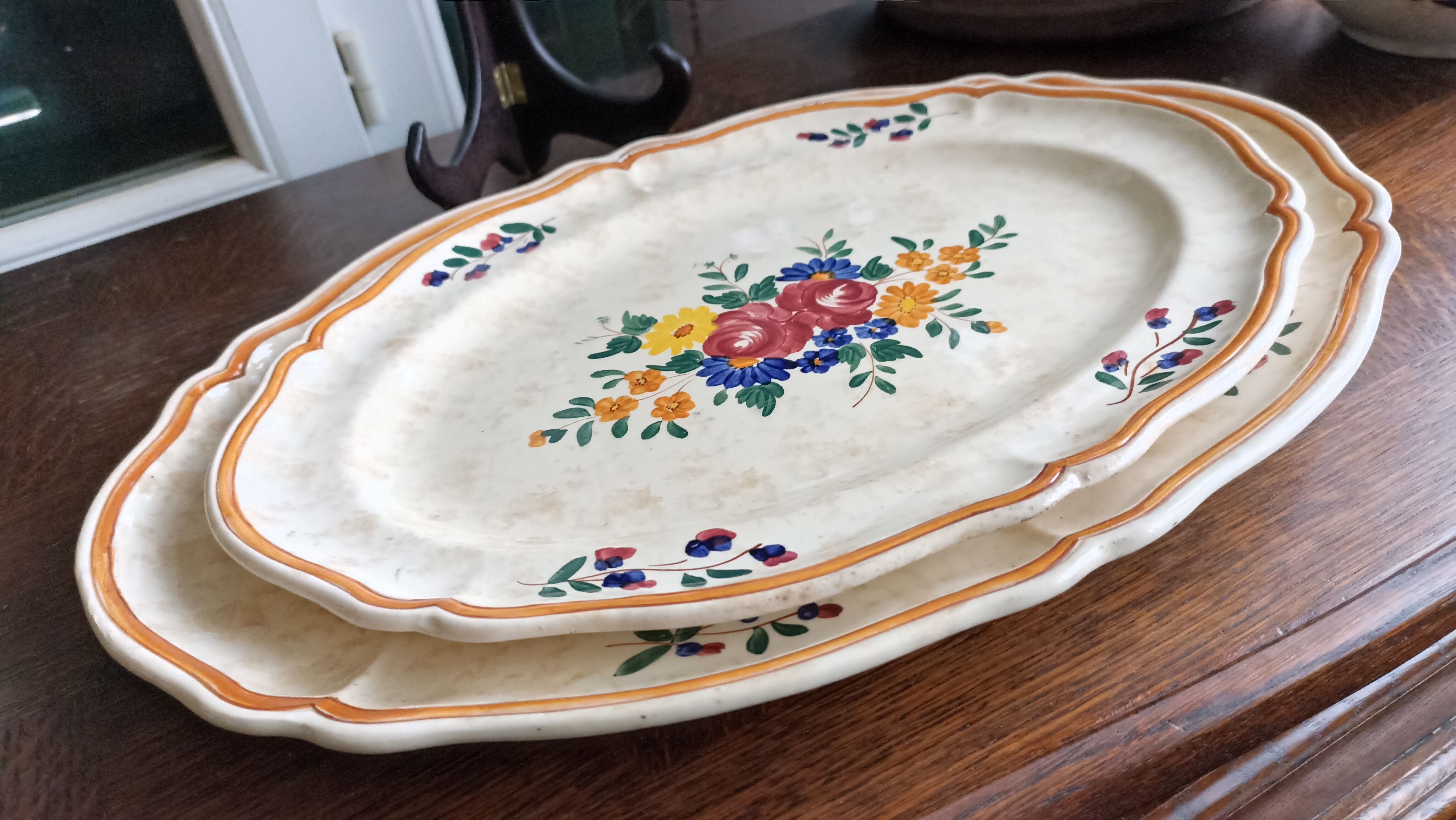 2 oval serving dishes by Longchamp - Mistral service