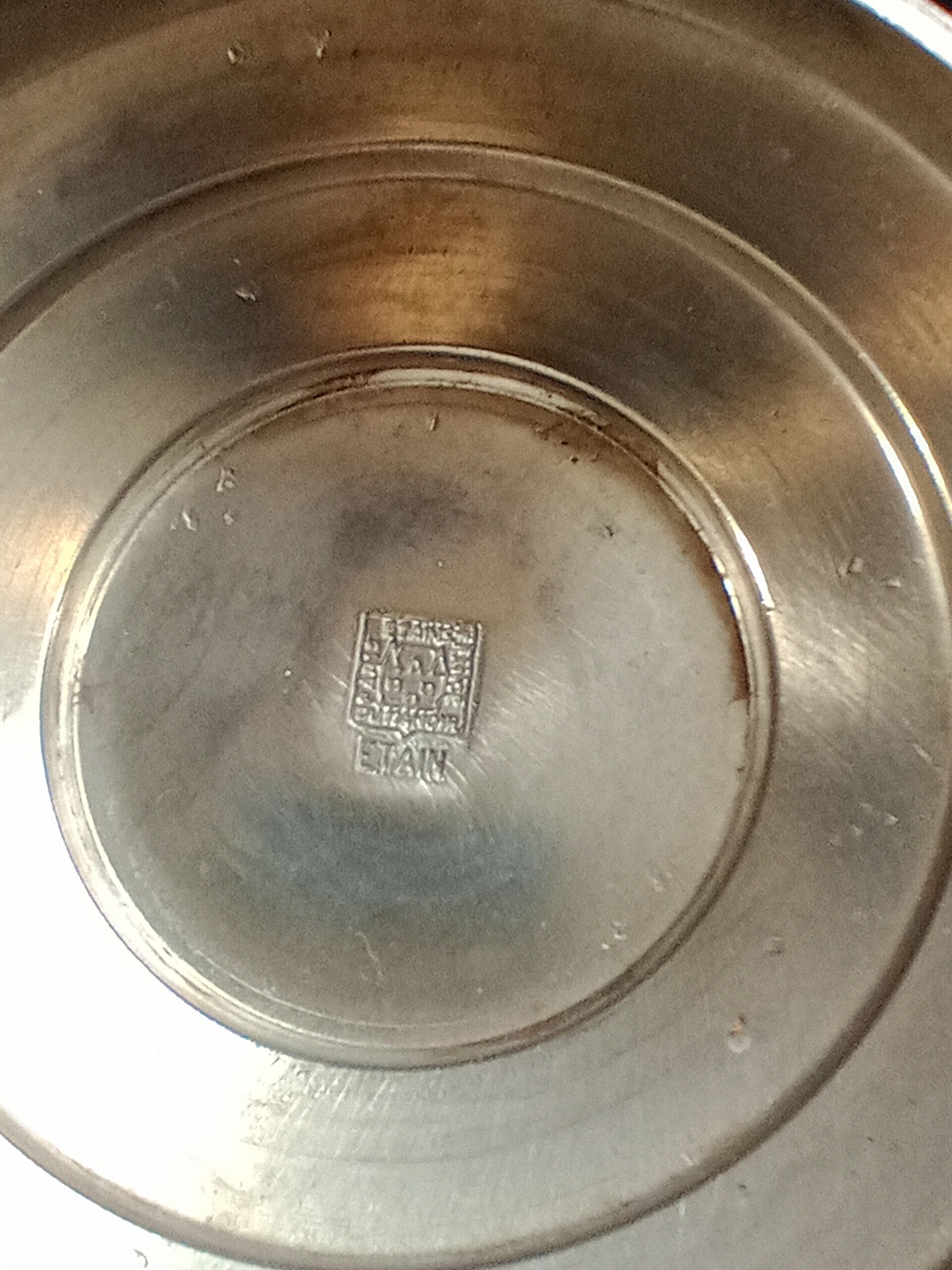 Pure tin soliflore vase