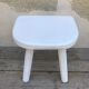 Tabouret ancien tripode de traite en bois blanc décoration vintage