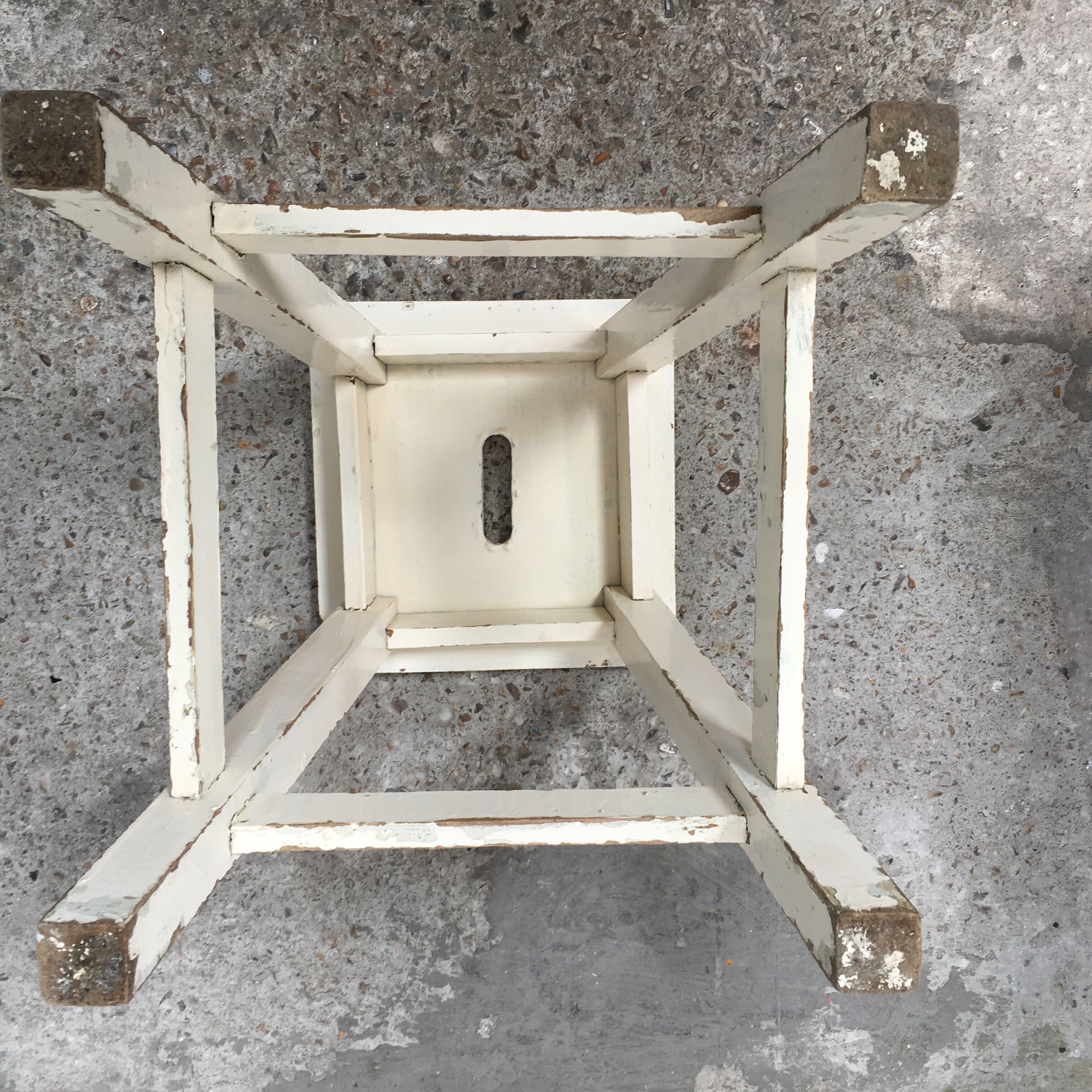 Stool white patina on wrist