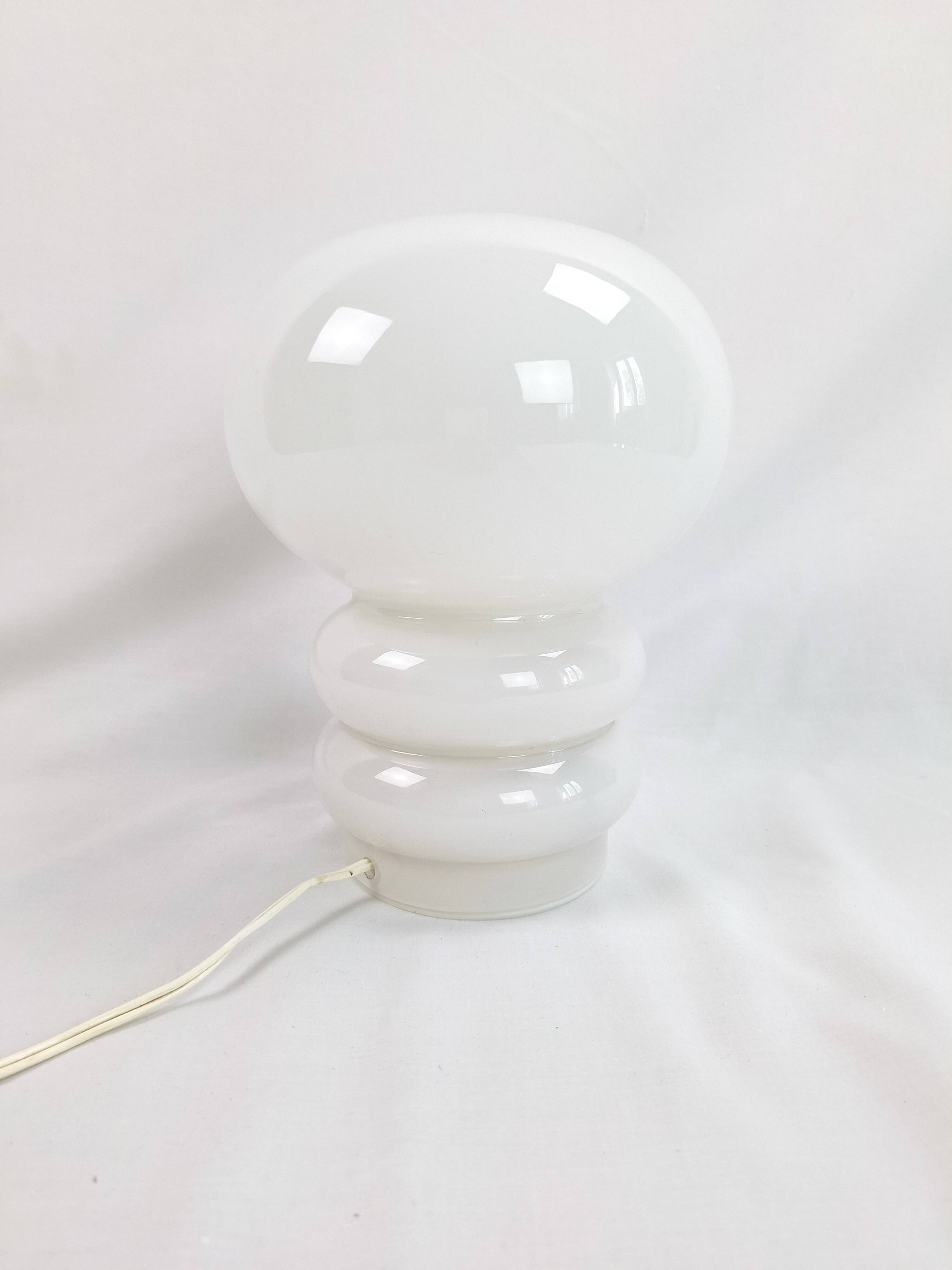 Lampe verre 70s vintage space age art déco