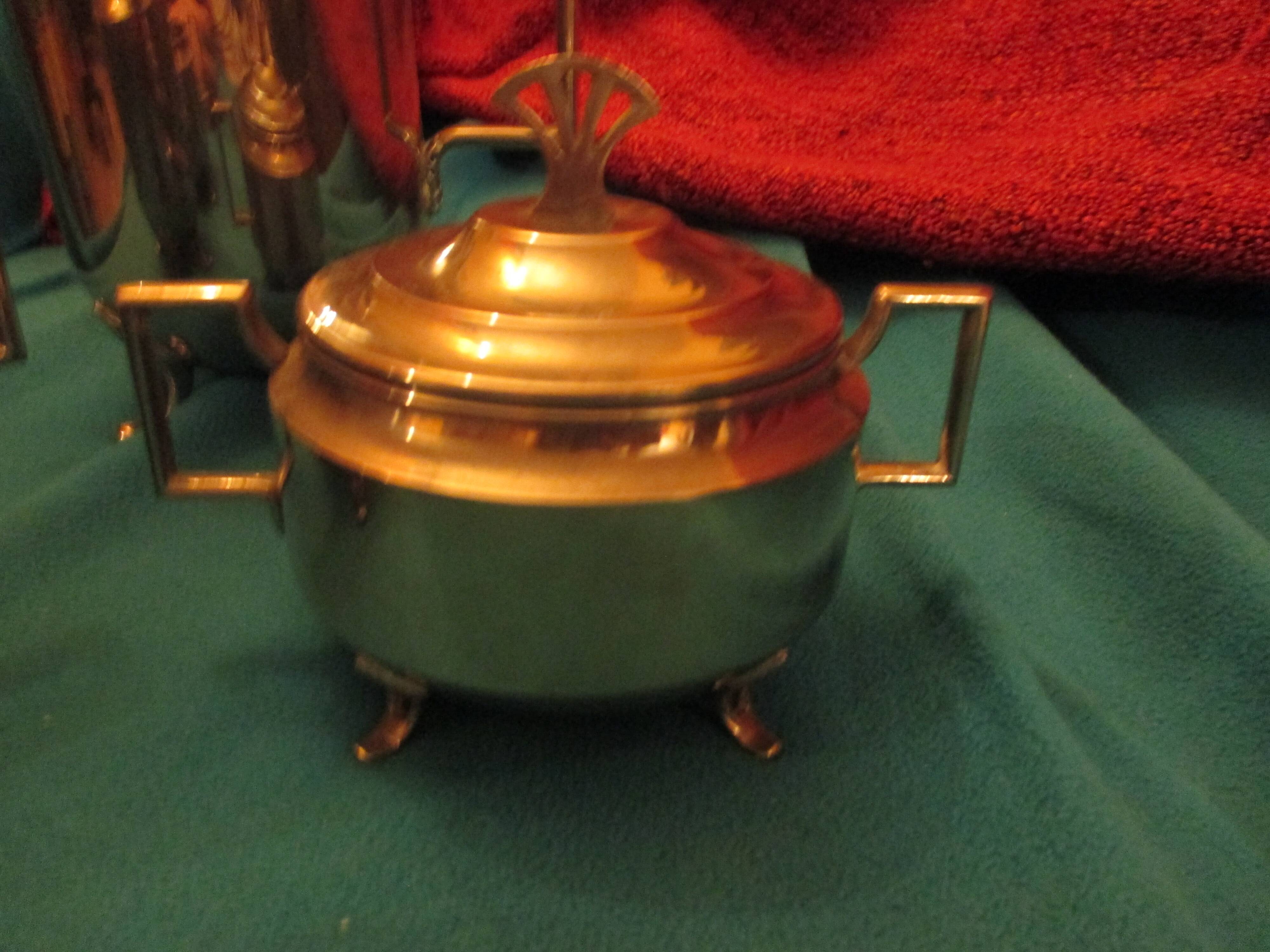 Coffee and tea service